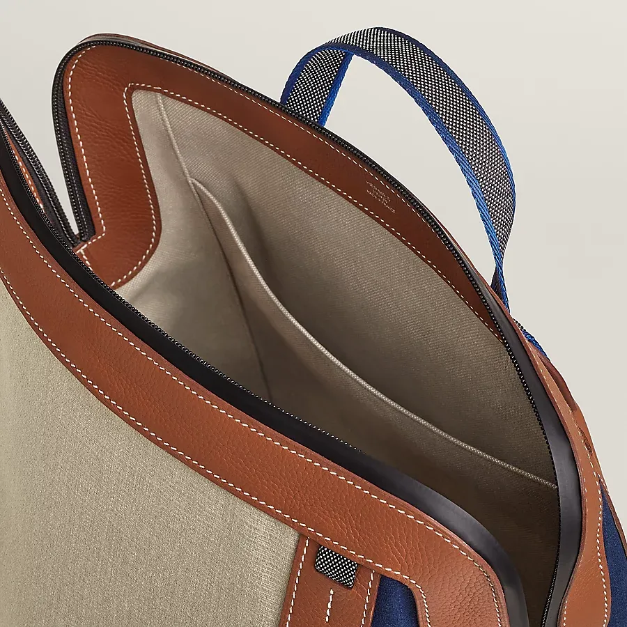 Off Piste ski backpack