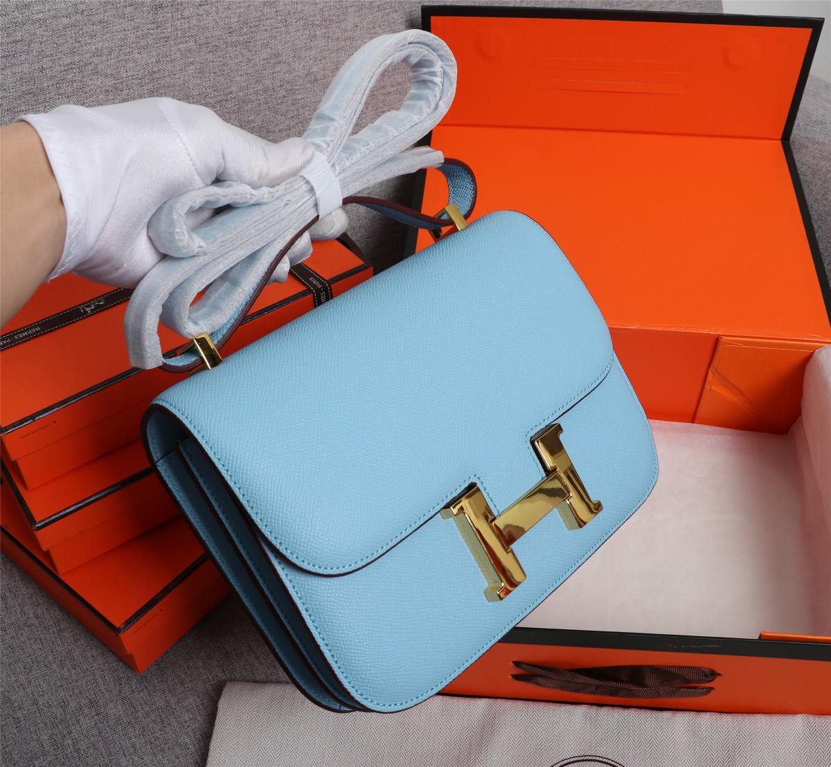 Constance 19/23 bag Blue Epsom Leather