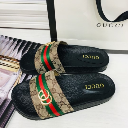 LEATHER SANDAL WITH DOUBLE G