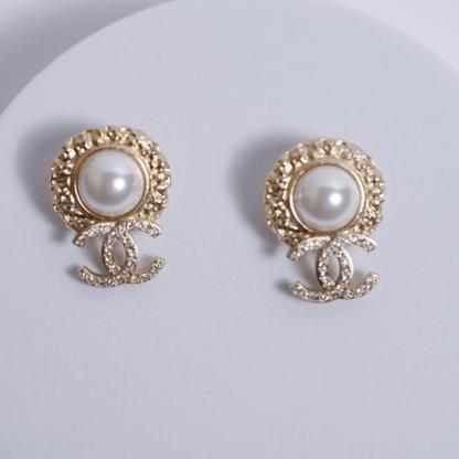 Gold Pearly White & Crystal CC Earrings