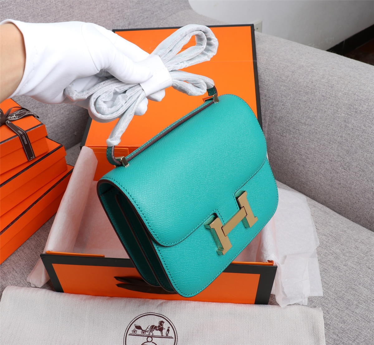 Constance 19/23 bag Cyan Epsom Leather