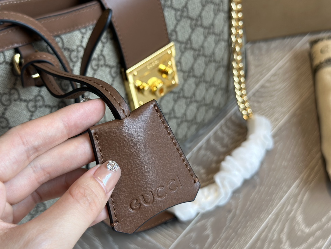 Padlock GG medium shoulder