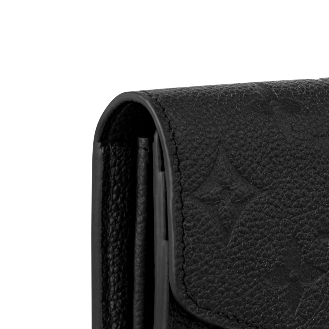 M82257 Sarah Wallet