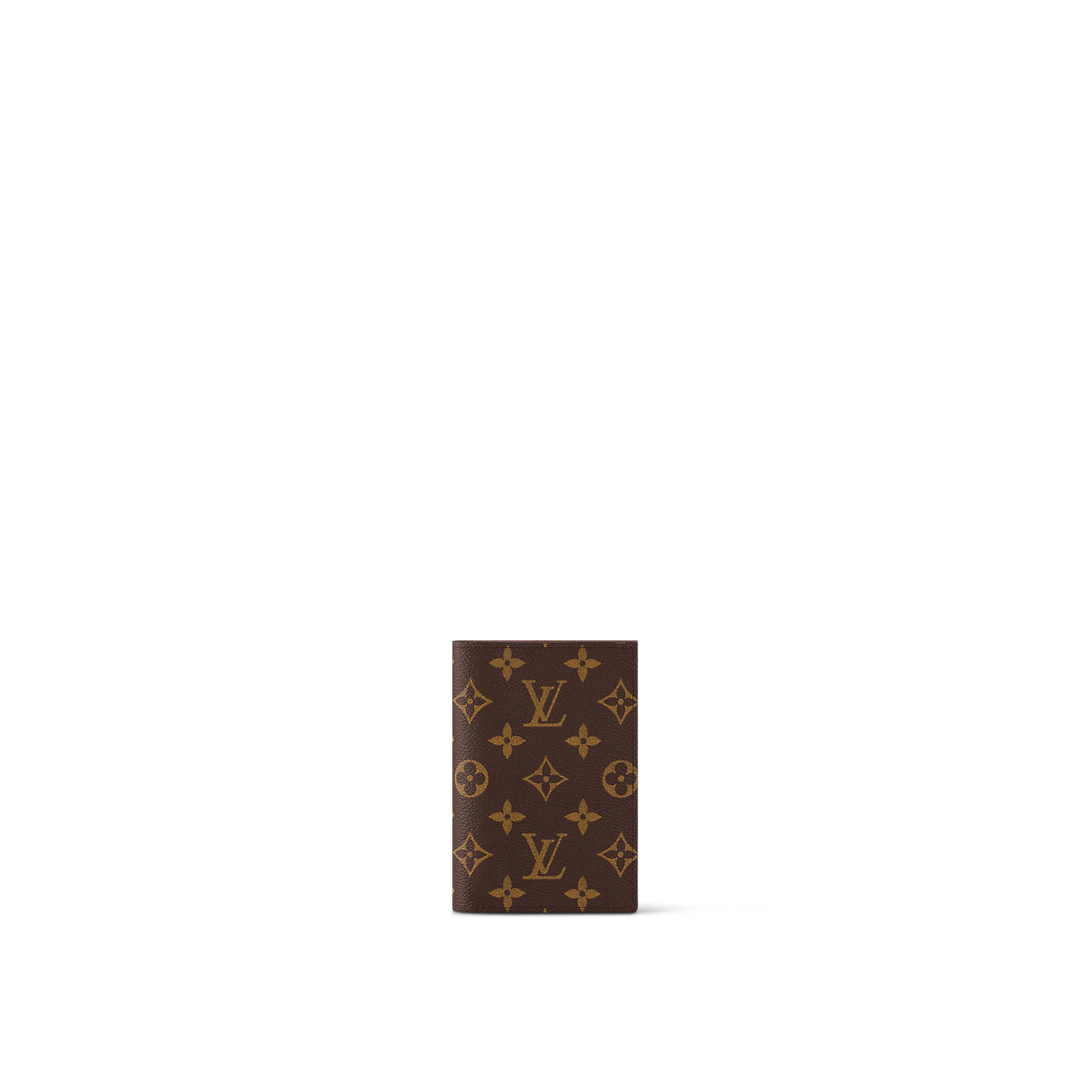 Passport Cover M64502