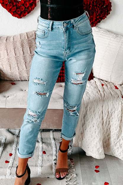 Mavis High Rise Distressed Mom Jeans (Light)