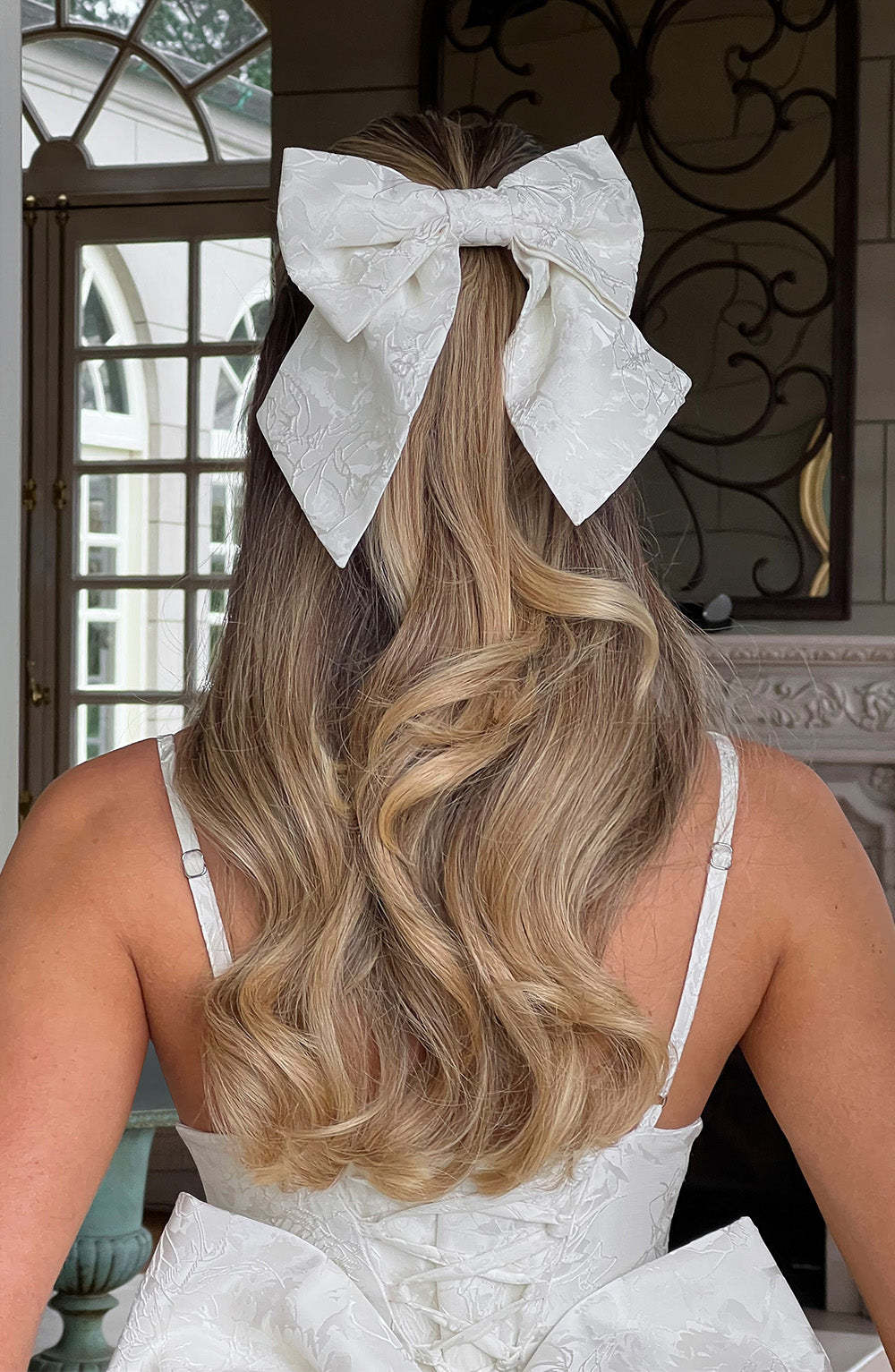 Elsa Bow - Ivory-My Top Dress.All Rights Reserved