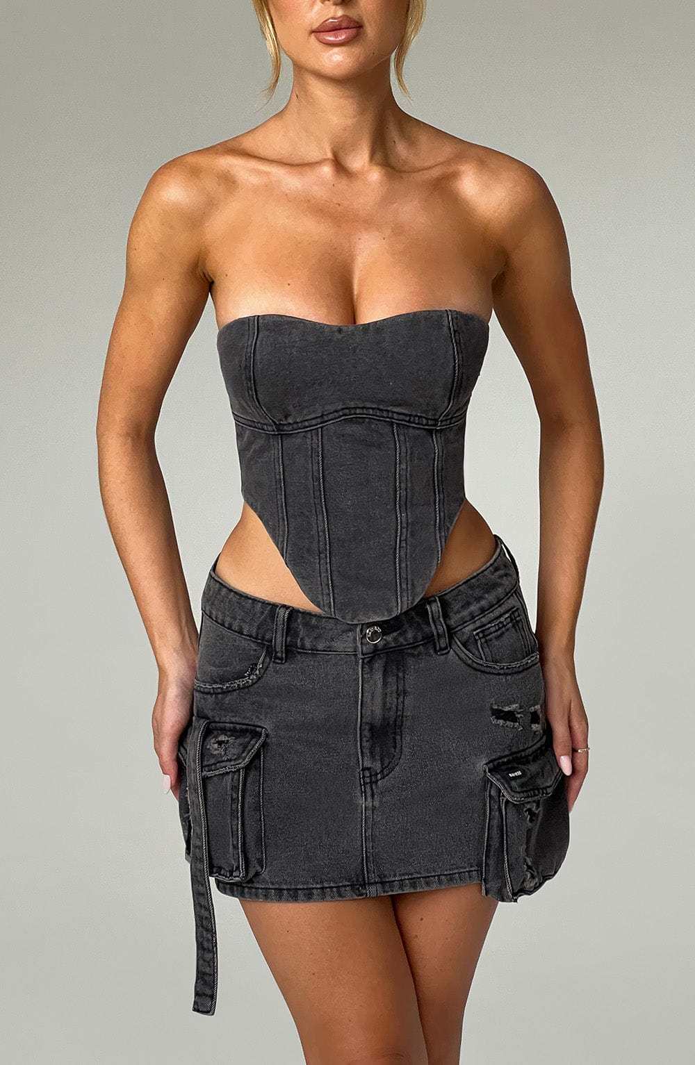 Yasie Corset - Black-My Top Dress.All Rights Reserved