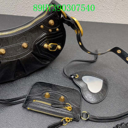 Disarh Fashion - BGA Bags - 1899