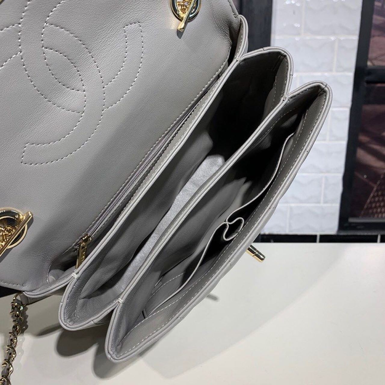 ChanelTrendy ChanelMaxi Top Handle Bag Grey For Women 9.8in/25cm