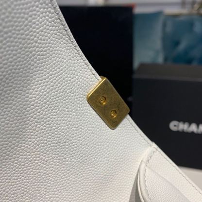 ChanelSmall Boy Handbag White For Women, Women&#8217;s Bags, Shoulder And Crossbody Bags 7.8in/20cm A67085