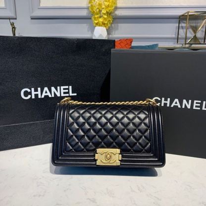 CHL Boy Handbag Gold Toned Hardware Black For Women, Women&#8217;s Bags, Shoulder And Crossbody Bags 9.8in/25cm A67086