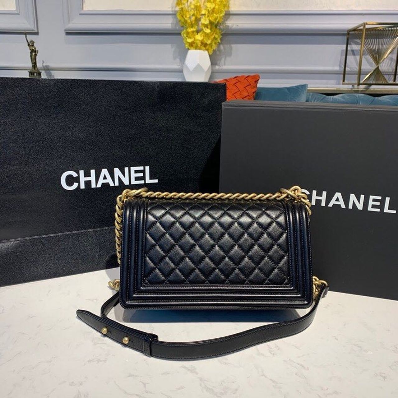 CHL Boy Handbag Gold Toned Hardware Black For Women, Women&#8217;s Bags, Shoulder And Crossbody Bags 9.8in/25cm A67086