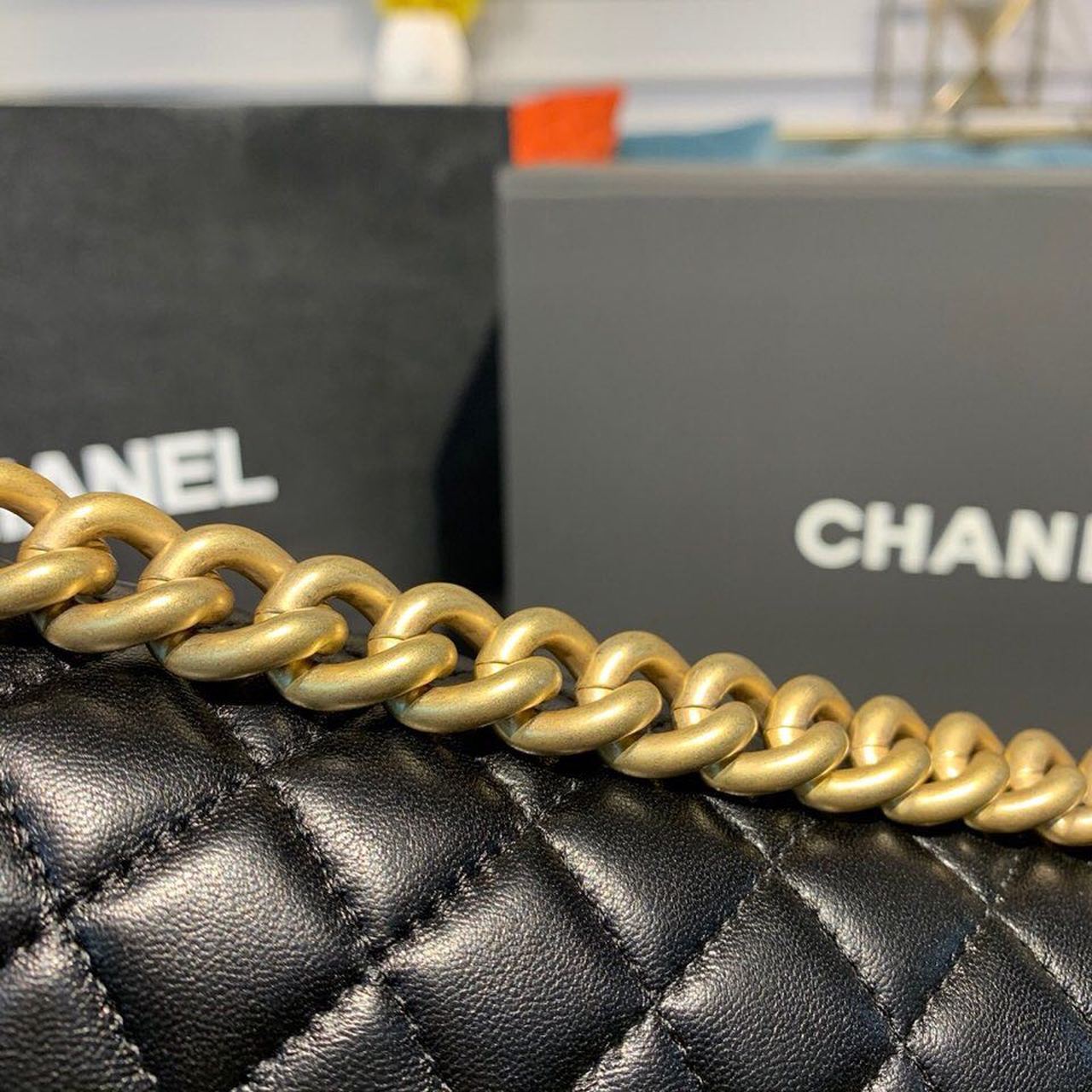 CHL Boy Handbag Gold Toned Hardware Black For Women, Women&#8217;s Bags, Shoulder And Crossbody Bags 9.8in/25cm A67086