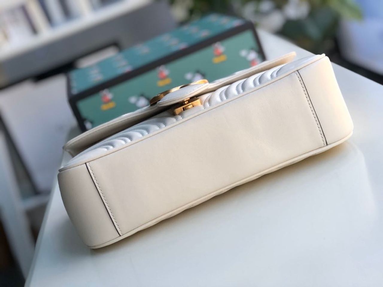 gg Marmont Small Matelassé Shoulder Bag White Matelassé Chevron For Women 10in/26cm 443497 DTDIT 9022