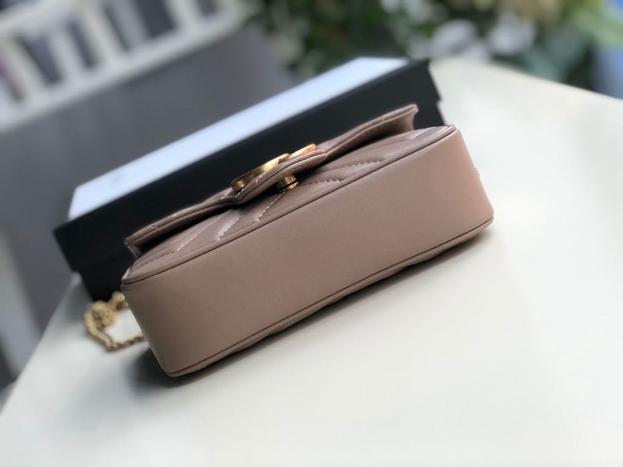 gg Marmont Matelassé Super Mini Bag Beige Matelassé Chevron For Women 6.2in/16.5cm gg