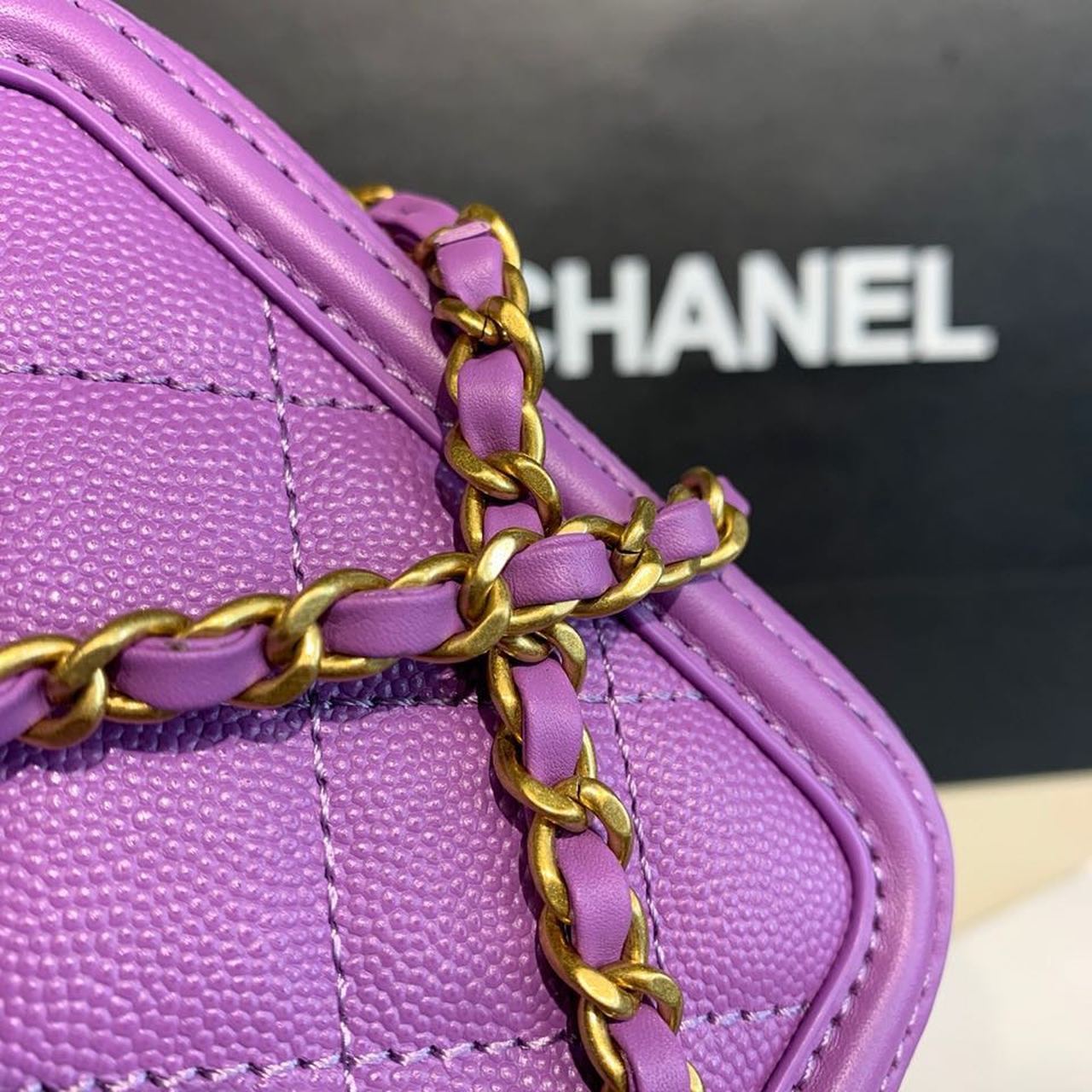 Chanel Filigree Vanity Case Bag 18cm Gold Toned Hardware Caviar Leather Spring/Summer Act 1 Collection, Purple