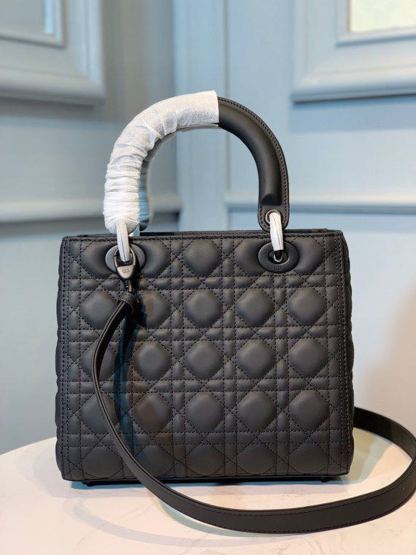 DI Medium Lady Bag Matte Hardware Black Ultramatte For Women 9.5in/24cm CD M0565SLOI_M989