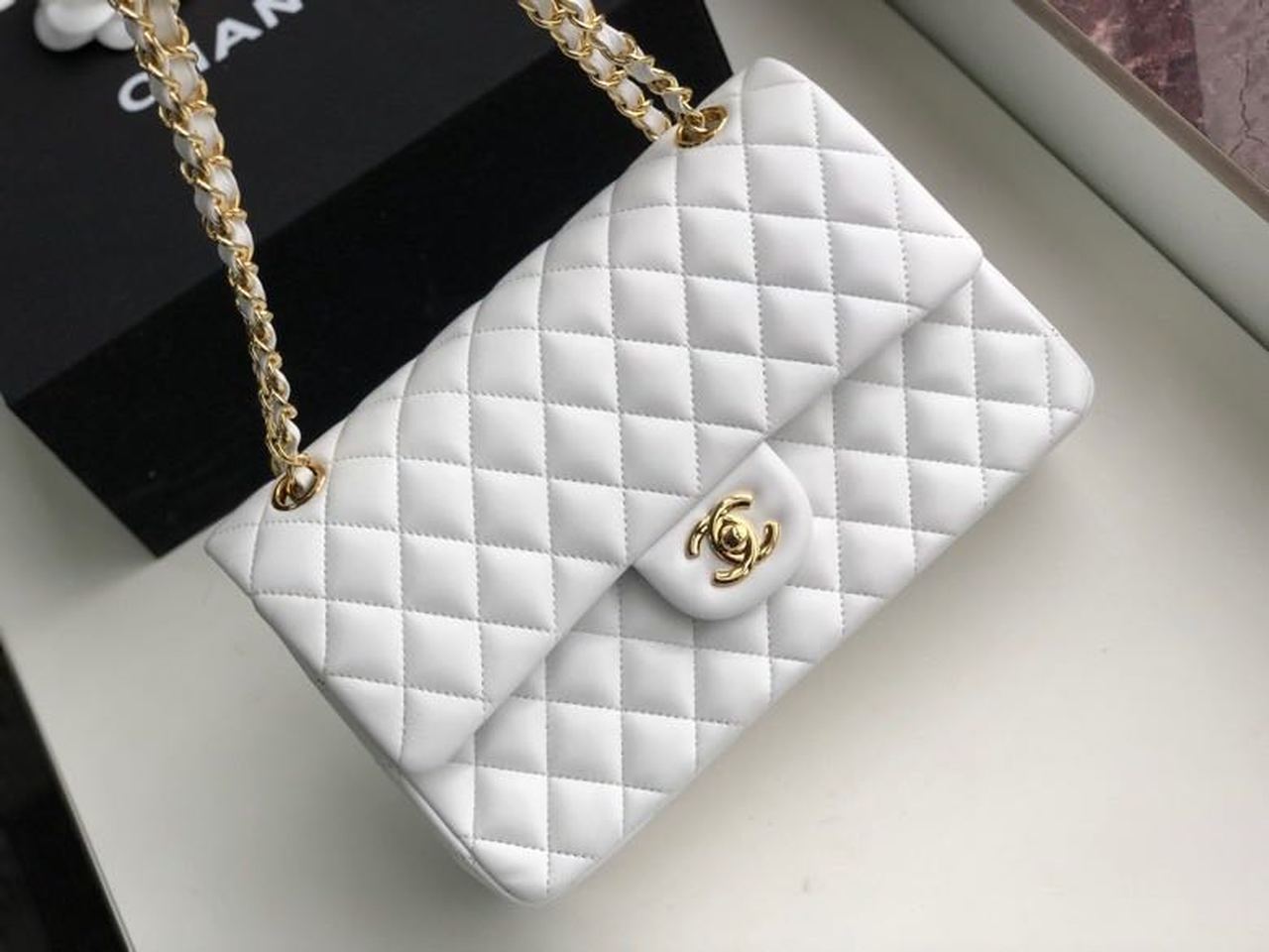 Chanel Classic Handbag Gold Toned Hardware White For Women, Women&#8217;s Bags, Shoulder And Crossbody Bags 10.2in/26cm A01112