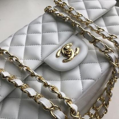 Chanel Classic Handbag Gold Toned Hardware White For Women, Women&#8217;s Bags, Shoulder And Crossbody Bags 10.2in/26cm A01112
