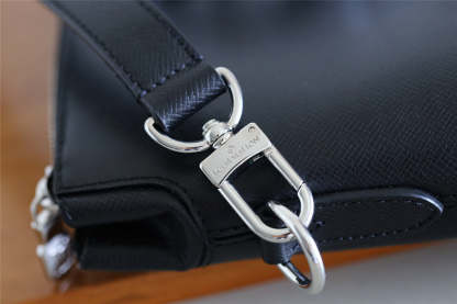 Disarh Fashion Lu-Vi bags - 9823