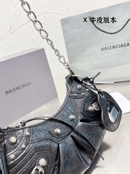 Disarh Fashion - BGA Bags - 1615