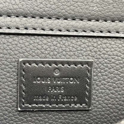 Disarh Fashion Lu-Vi bags - 9984