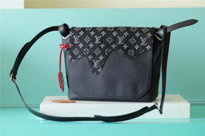 Disarh Fashion Lu-Vi bags - 10259