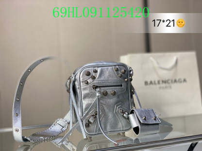 Disarh Fashion - BGA Bags - 1972