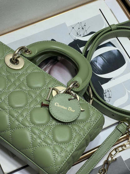 Disarh - Dir Bags - 702