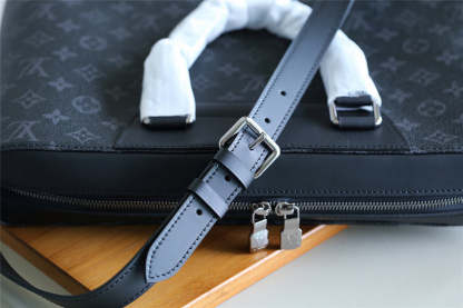 Disarh Fashion Lu-Vi bags - 9883