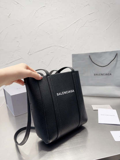 Disarh Fashion - BGA Bags - 1596
