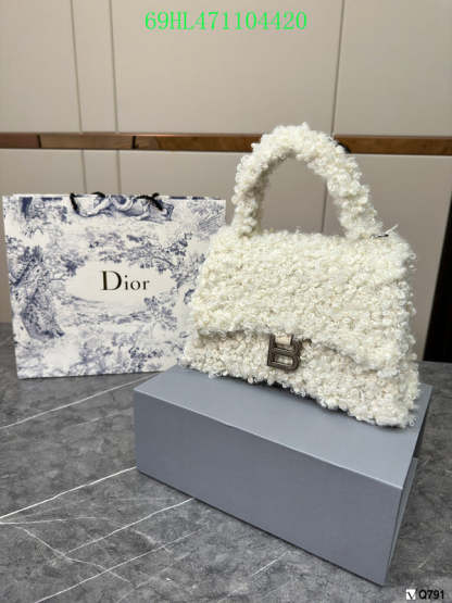 Disarh Fashion - BGA Bags - 2004