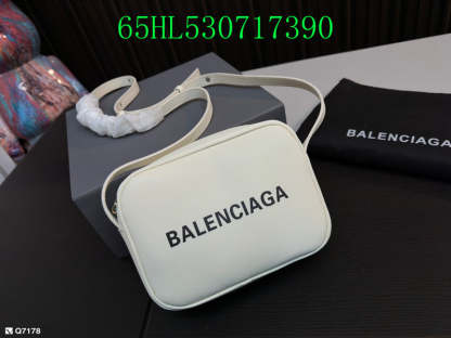 Disarh Fashion - BGA Bags - 1702