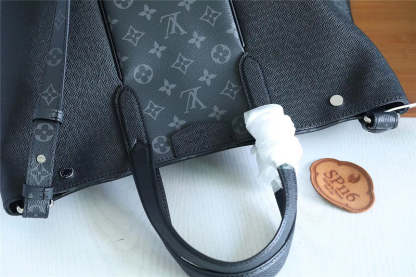 Disarh Fashion Lu-Vi bags - 9834