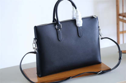 Disarh Fashion Lu-Vi bags - 9823