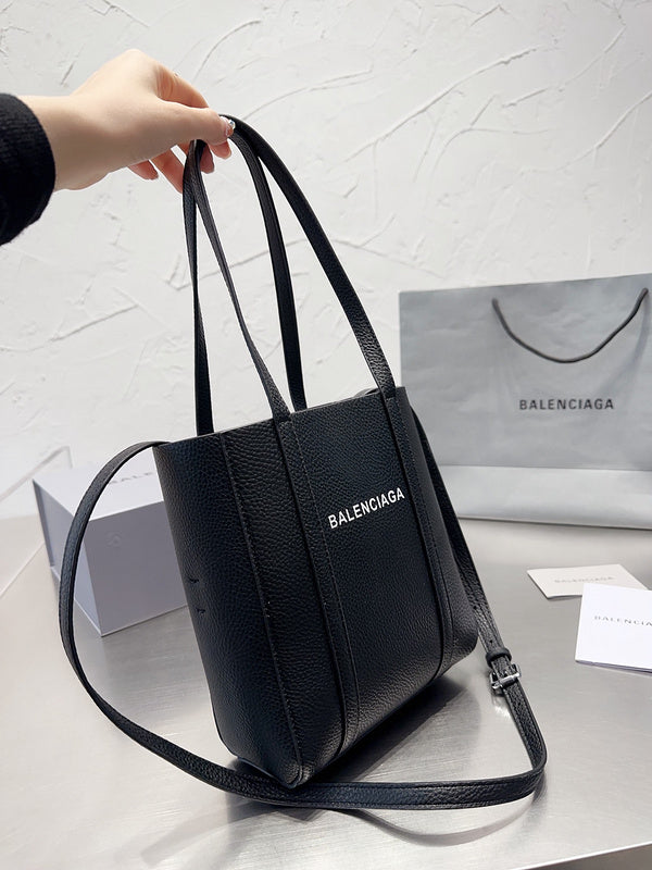 Disarh Fashion - BGA Bags - 1596
