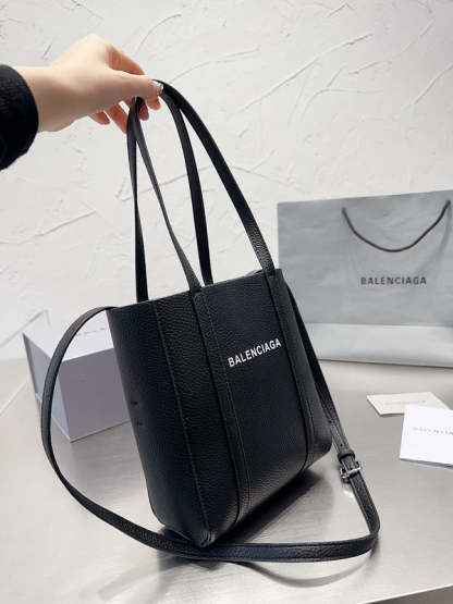 Disarh Fashion - BGA Bags - 1596