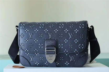Disarh Fashion Lu-Vi bags - 9993