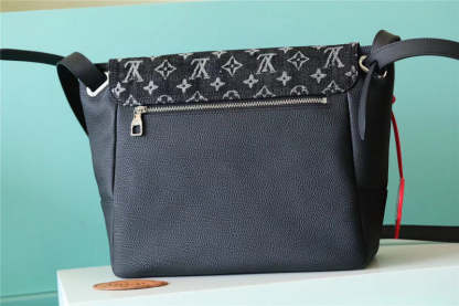 Disarh Fashion Lu-Vi bags - 10259