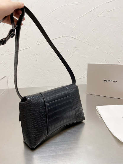 Disarh Fashion - BGA Bags - 1556