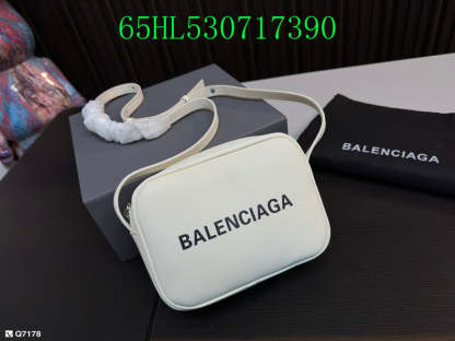 Disarh Fashion - BGA Bags - 1702