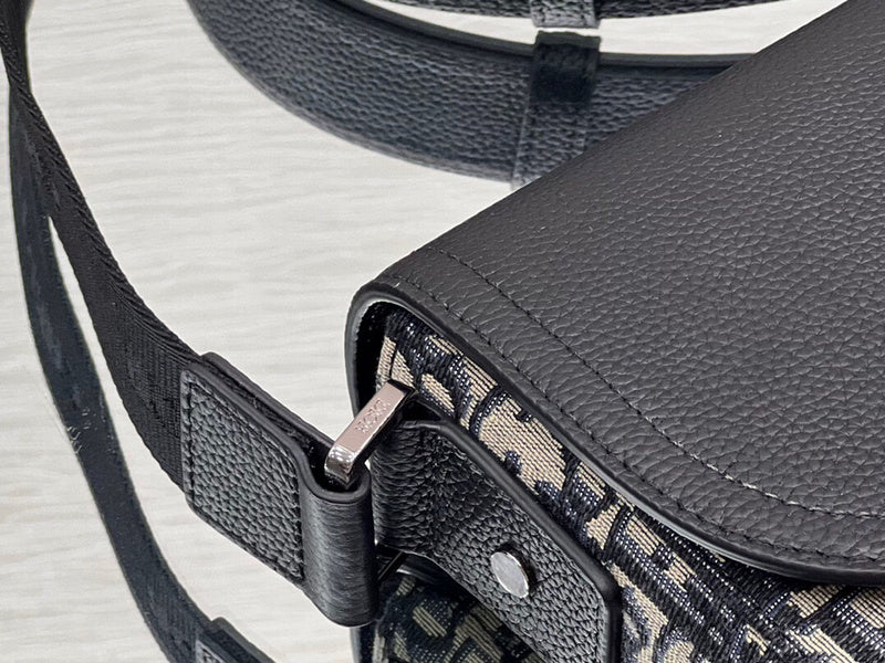 Disarh - Dir Bags - 525