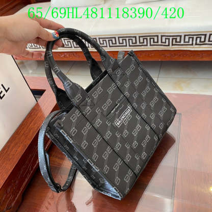 Disarh Fashion - BGA Bags - 1982