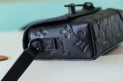 Disarh Fashion Lu-Vi bags - 9992