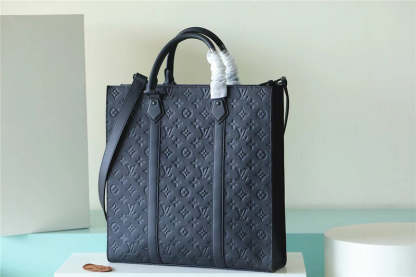 Disarh Fashion Lu-Vi bags - 9781