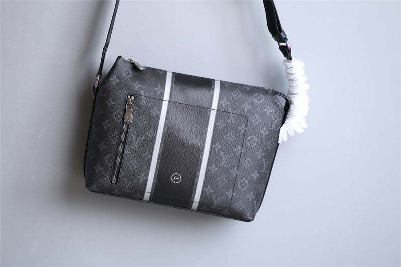 Disarh Fashion Lu-Vi bags - 10487
