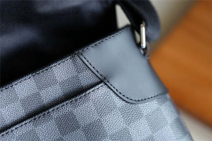 Disarh Fashion Lu-Vi bags - 10414