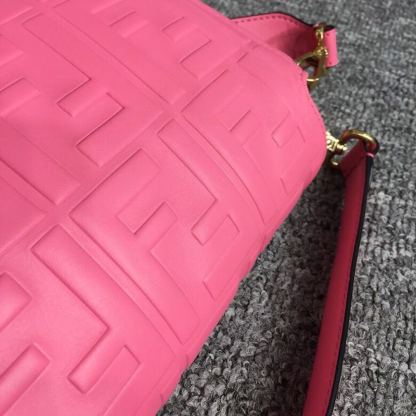 FI Baguette Nappa Pink For Women, Women&#8217;s Handbags, Shoulder And Crossbody Bags 10.6in/27cm FF 8BR600