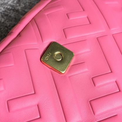 FI Baguette Nappa Pink For Women, Women&#8217;s Handbags, Shoulder And Crossbody Bags 10.6in/27cm FF 8BR600