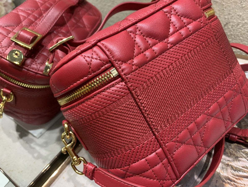 Disarh - Dir Bags - 1945